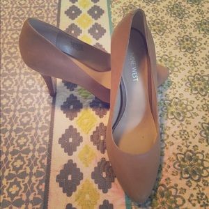 Nine West Soft Suede Beige Pumps with Wood Accent